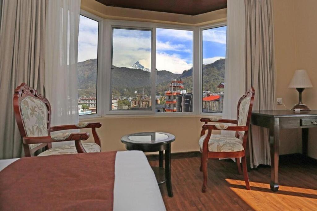 Da Yatra Courtyard Hotel & Resort Pokhara Exterior foto