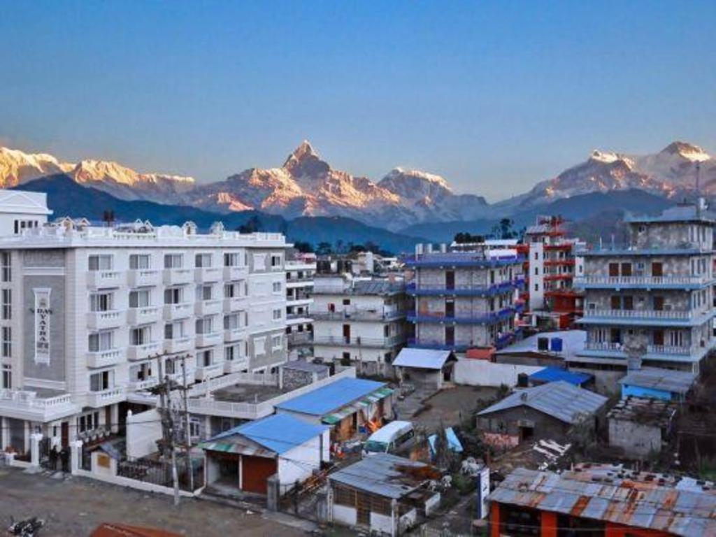 Da Yatra Courtyard Hotel & Resort Pokhara Exterior foto